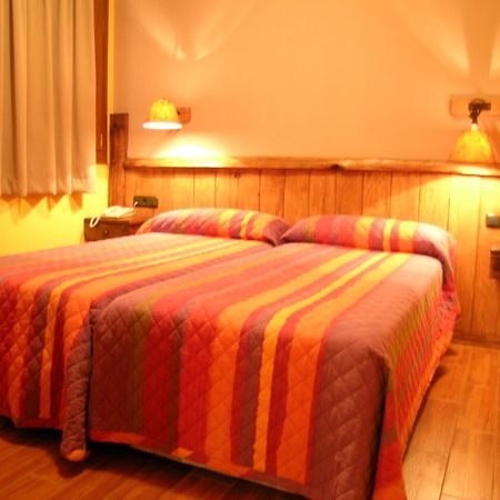 Hostal Xaloa אוריו מראה חיצוני תמונה