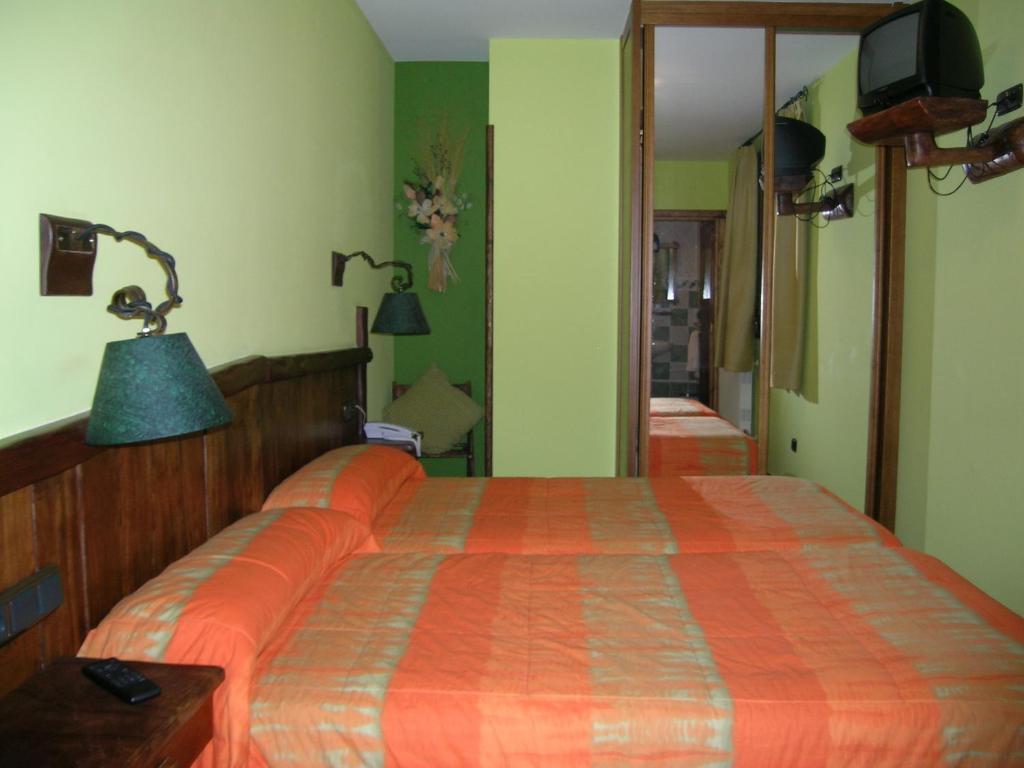Hostal Xaloa אוריו מראה חיצוני תמונה